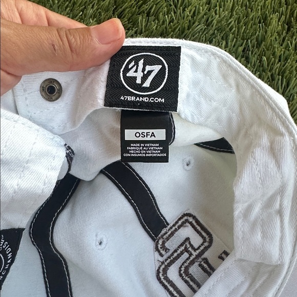 47 White San Diego Padres SD Padres Women’s adjustable hat MLB - Picture 5 of 6